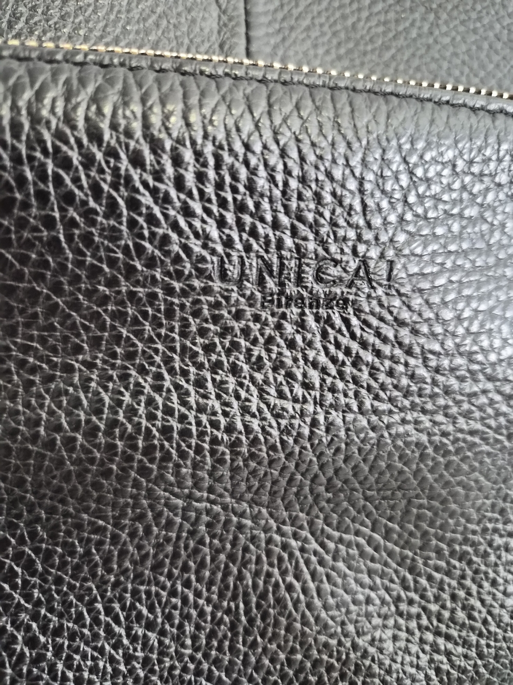 Vera Pelle Black Leather Backpack with Front Zip Pocket - Picture 3 of 5